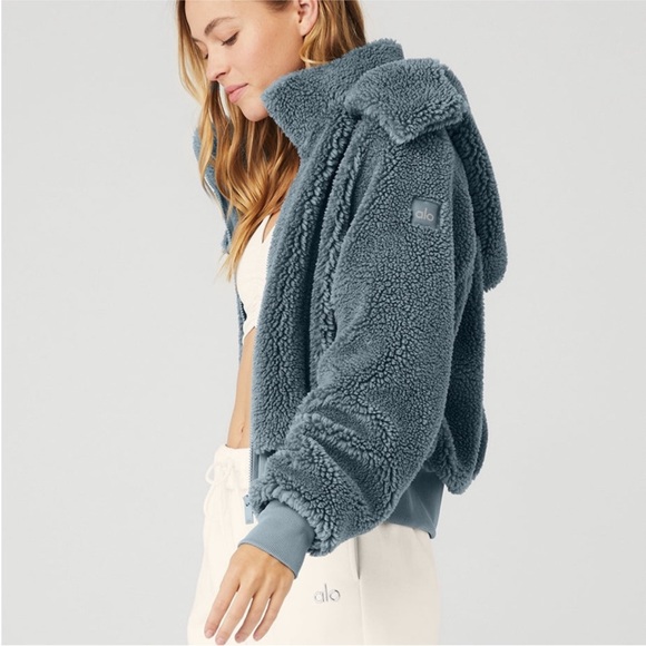 Alo Yoga Foxy Sherpa Jacket - Picture 2 of 7